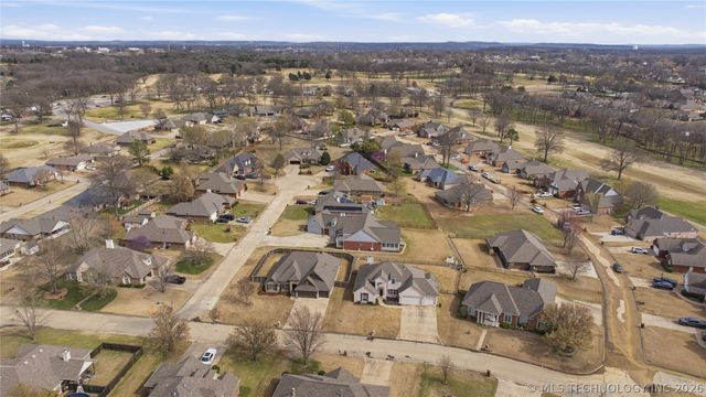 1202 Fairway Street, Claremore, OK 74019