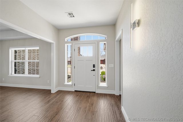 1202 Fairway Street, Claremore, OK 74019