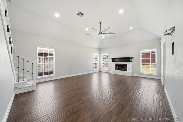 1202 Fairway Street, Claremore, OK 74019