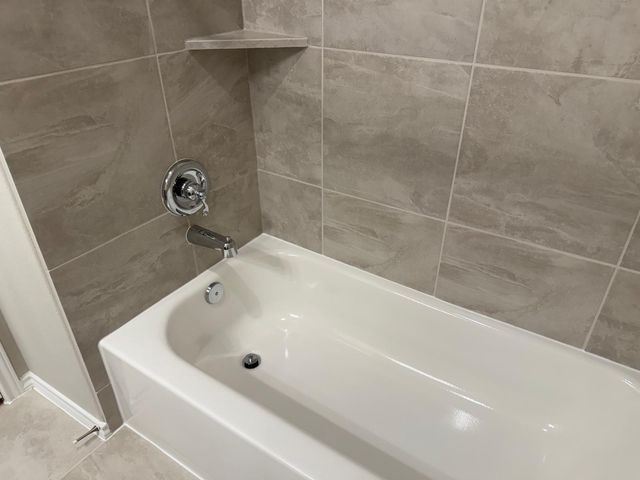 3290 Old Ironwood Drive, Spring, TX 77386