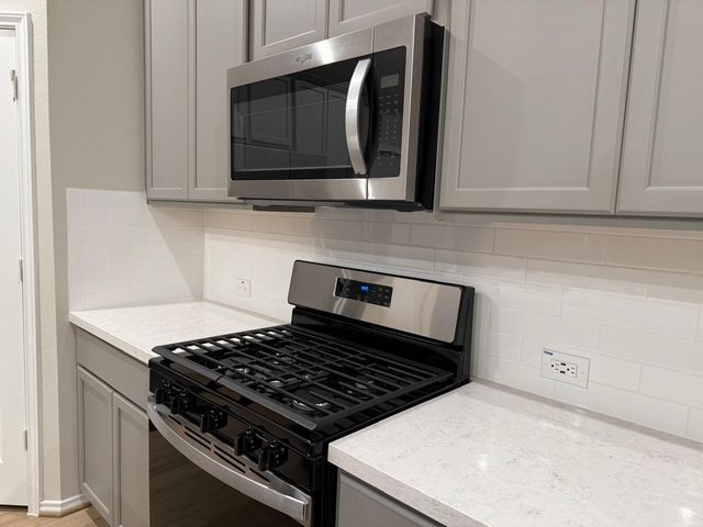 3290 Old Ironwood Drive, Spring, TX 77386