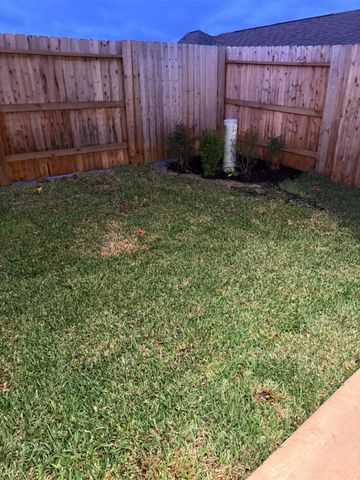 3290 Old Ironwood Drive, Spring, TX 77386