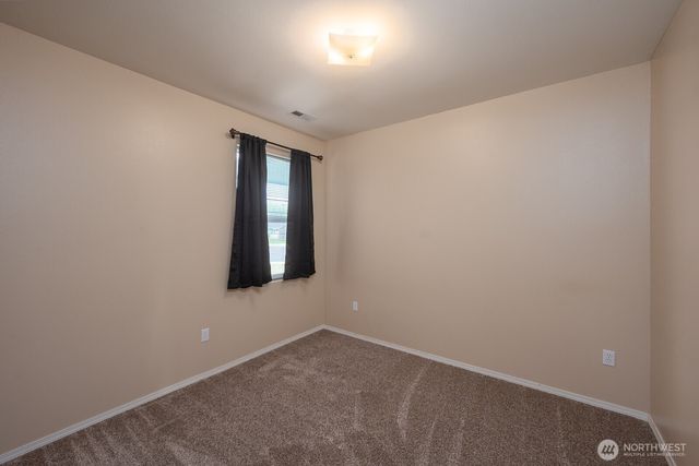725 Penrose Street, Moses Lake, WA 98837