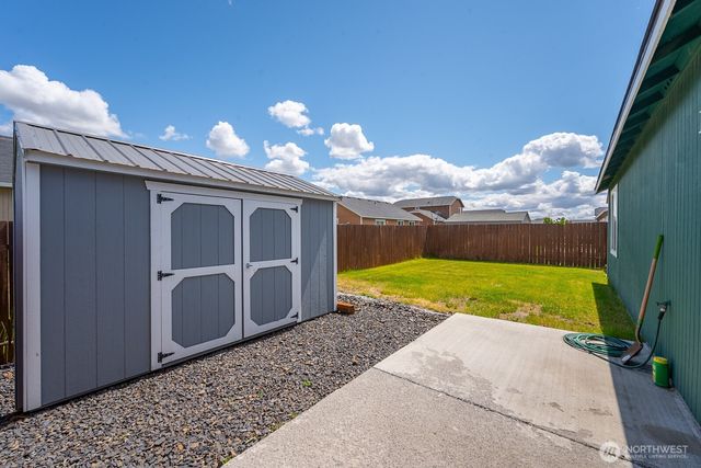 725 Penrose Street, Moses Lake, WA 98837