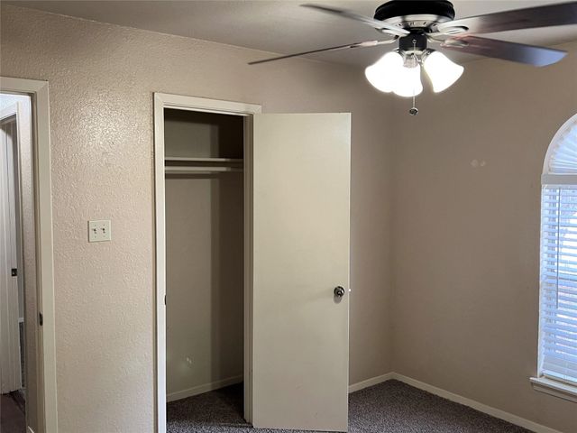 2310 Dartmouth Drive, Arlington, TX 76015