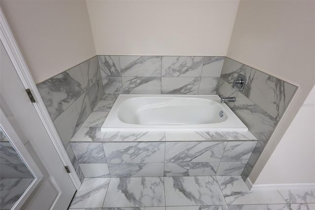 2992 MEARSHIRE DRIVE, Clearwater, FL 33760