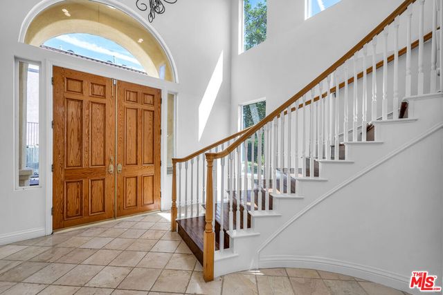 16730 Calle De Catalina, Pacific Palisades, CA 90272