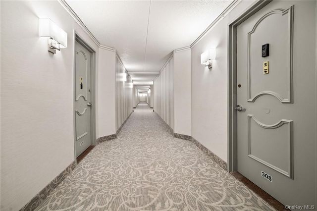 300 High Point Drive 512, Hartsdale, NY 10530