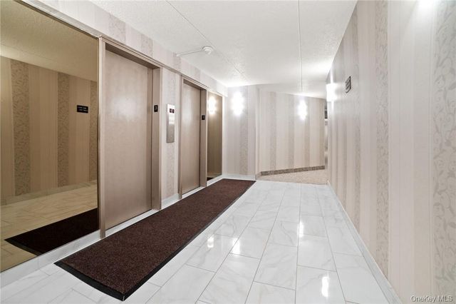 300 High Point Drive 512, Hartsdale, NY 10530
