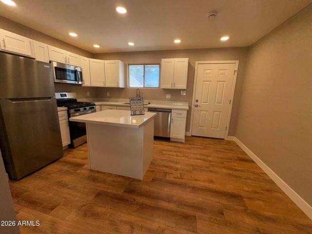 493 E Erie Street B, Chandler, AZ 85225