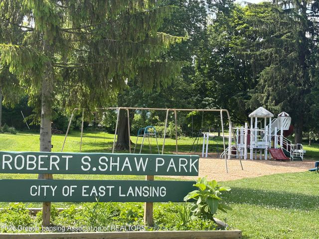 950 Westlawn Avenue, East Lansing, MI 48823