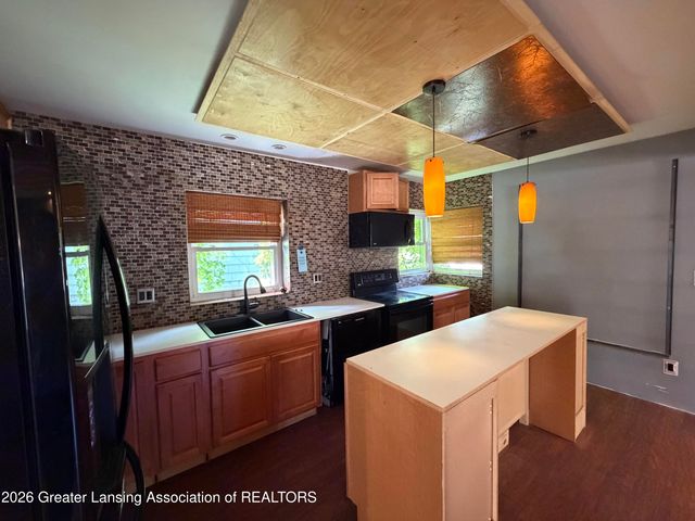950 Westlawn Avenue, East Lansing, MI 48823