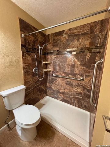 7571 Longing Trail, San Antonio, TX 78244