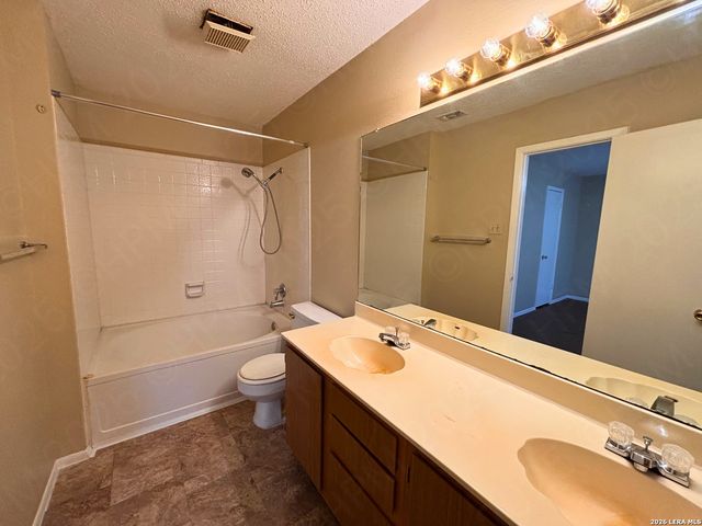 7571 Longing Trail, San Antonio, TX 78244