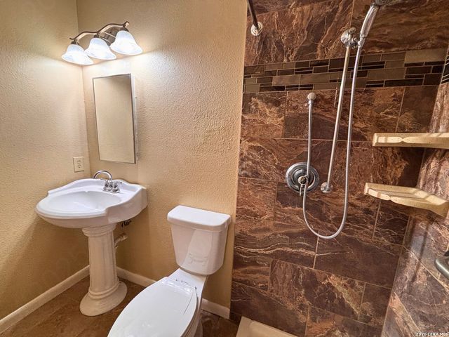 7571 Longing Trail, San Antonio, TX 78244