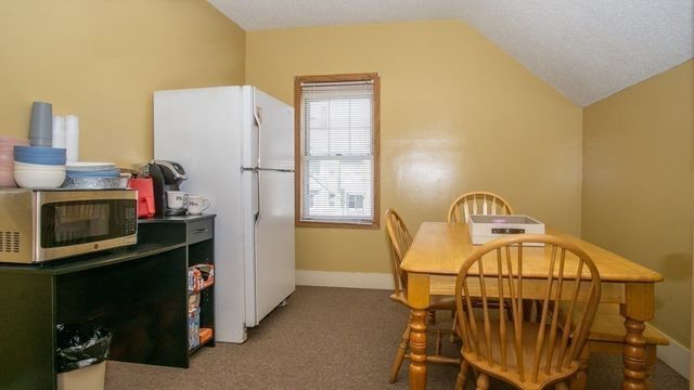 12 Sears St, New Bedford, MA 02740