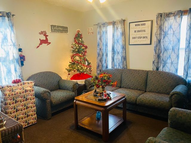 12 Sears St, New Bedford, MA 02740