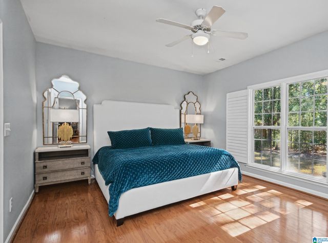 909 NARROWS POINT DRIVE, Birmingham, AL 35242