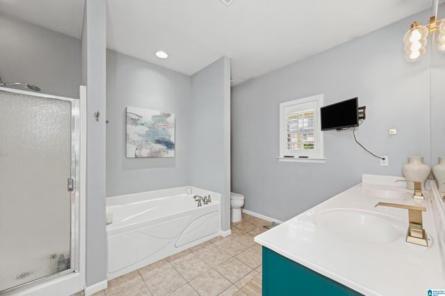 909 NARROWS POINT DRIVE, Birmingham, AL 35242