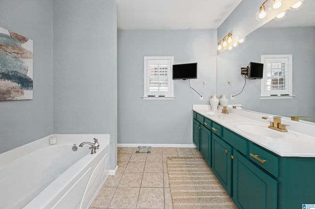 909 NARROWS POINT DRIVE, Birmingham, AL 35242