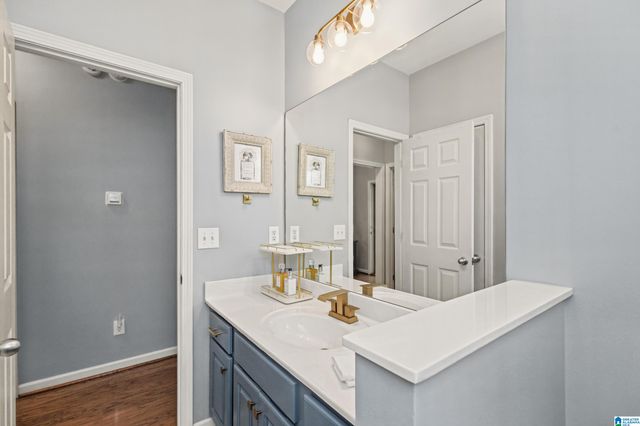 909 NARROWS POINT DRIVE, Birmingham, AL 35242