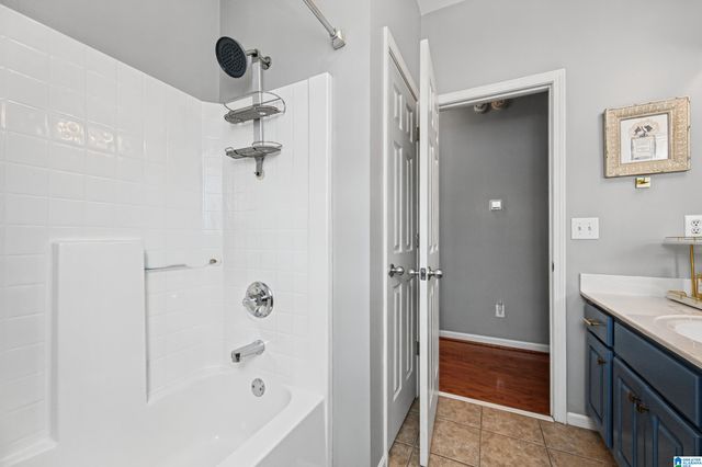 909 NARROWS POINT DRIVE, Birmingham, AL 35242