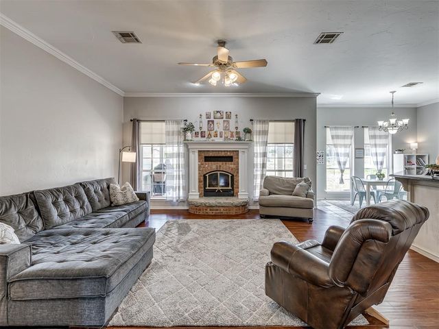 456 Murray Drive, Choctaw, OK 73020