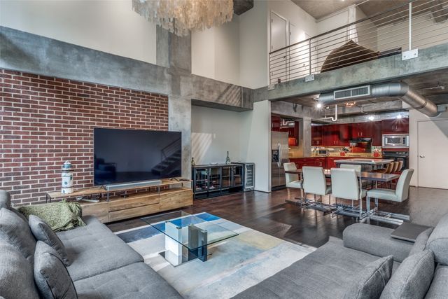 2011 Cedar Springs Road 106, Dallas, TX 75201