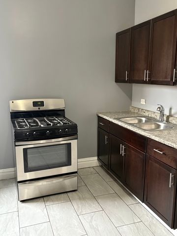 407 W 144th Street 5, Riverdale, IL 60827