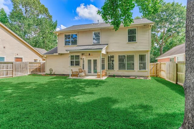 23 Wintergrass Place, The Woodlands, TX 77382