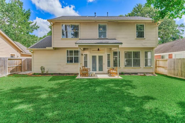 23 Wintergrass Place, The Woodlands, TX 77382