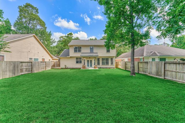 23 Wintergrass Place, The Woodlands, TX 77382
