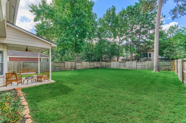 23 Wintergrass Place, The Woodlands, TX 77382
