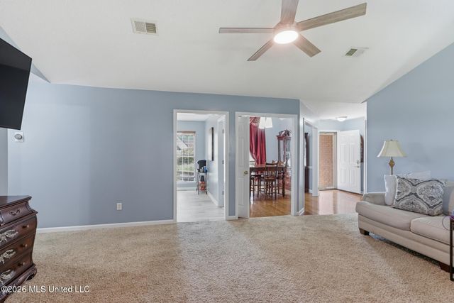 6289 E Sandbourne, Olive Branch, MS 38654