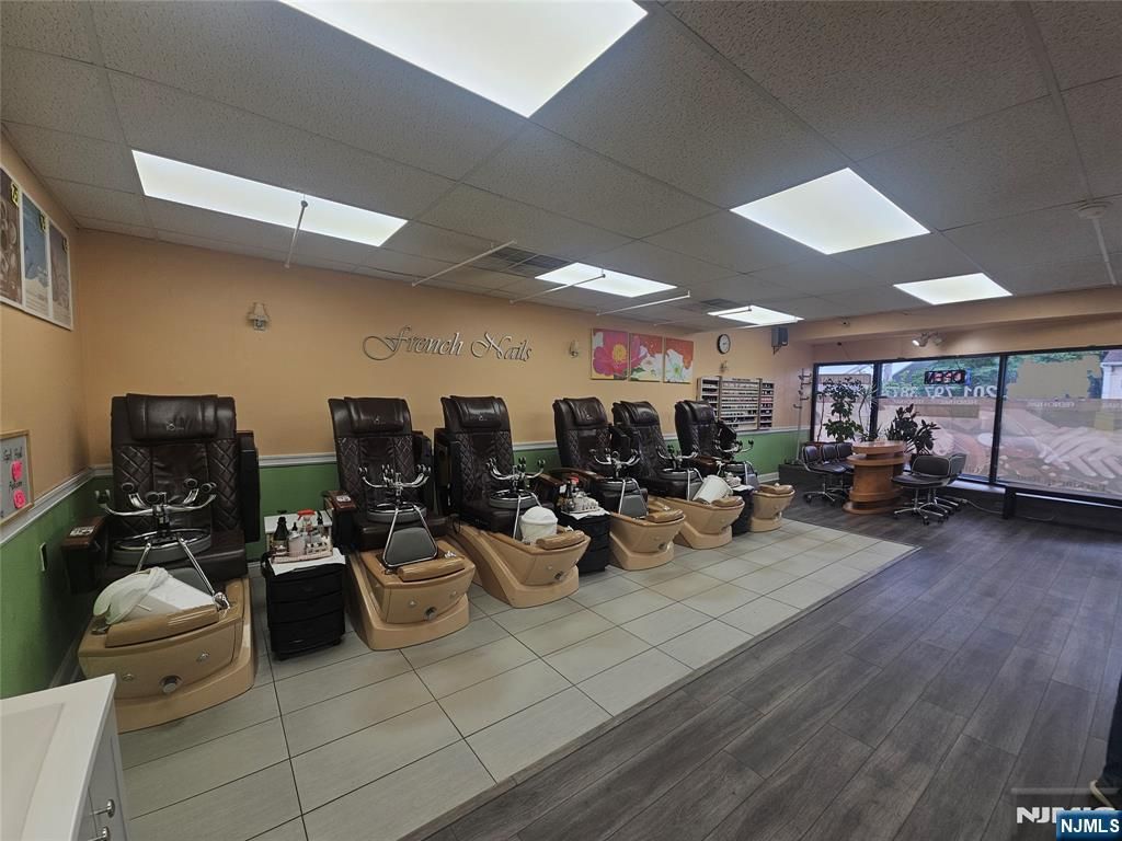 11-06 Saddle River, Fair Lawn, NJ 07410
