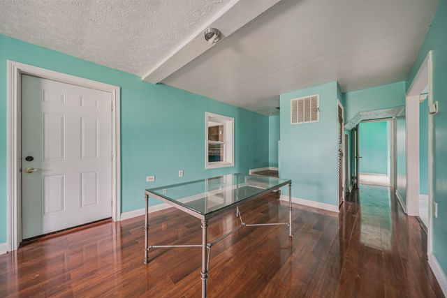 724 Glendower Avenue, Columbus, OH 43207