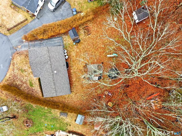 4 Amber Circle, Ledyard, CT 06335