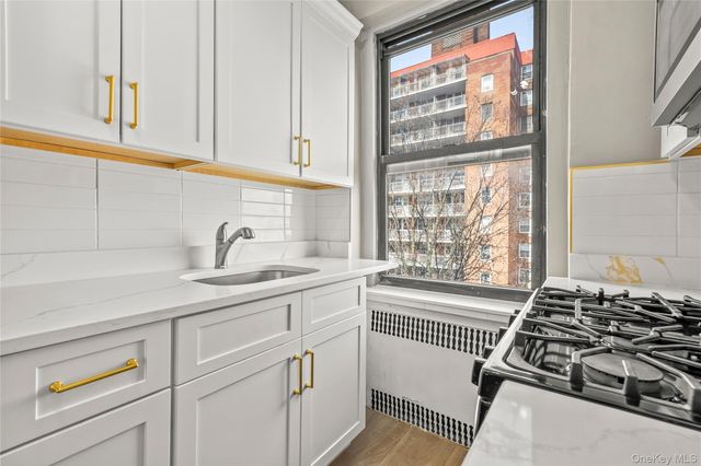 3220 Avenue H 5C, Brooklyn, NY 11210