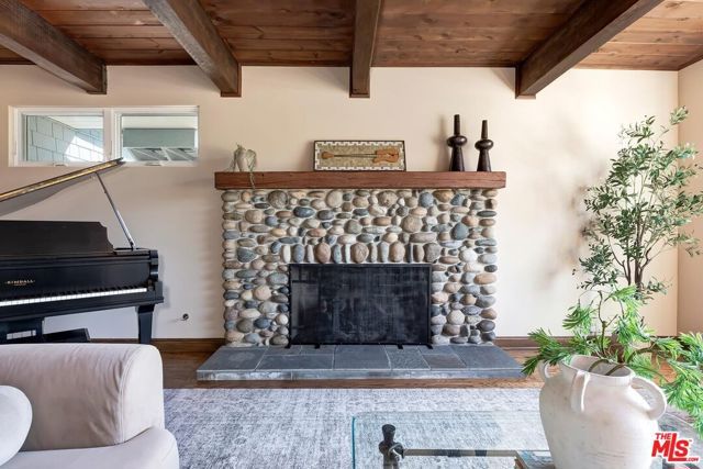 16485 El Hito Place, Pacific Palisades (los Angeles), CA 90272