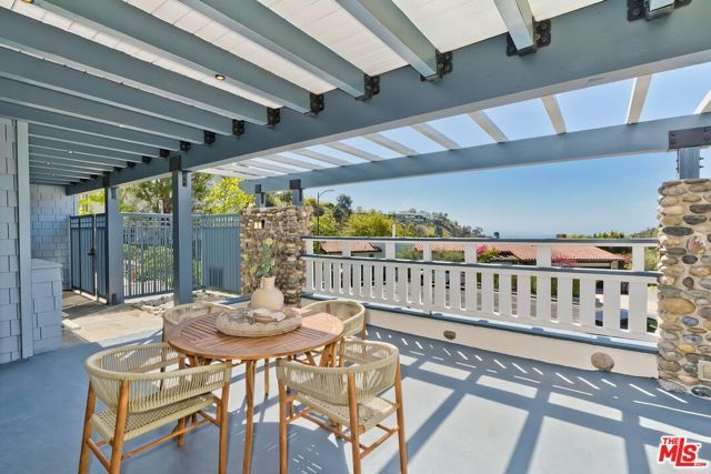 16485 El Hito Place, Pacific Palisades (los Angeles), CA 90272