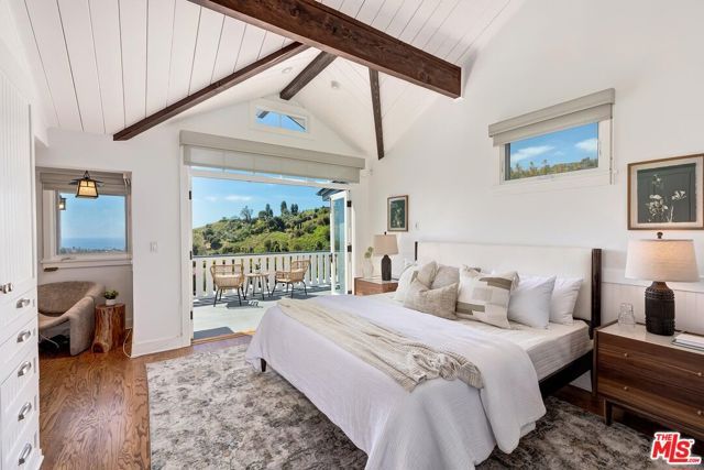 16485 El Hito Place, Pacific Palisades (los Angeles), CA 90272