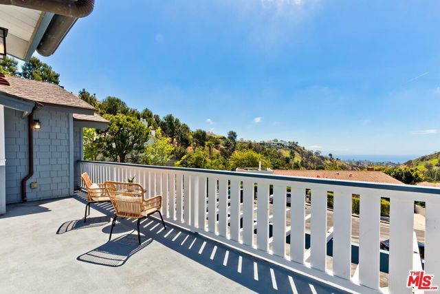 16485 El Hito Place, Pacific Palisades (los Angeles), CA 90272