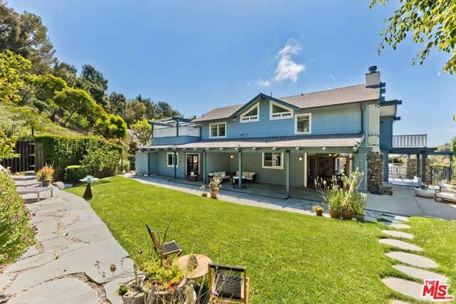 16485 El Hito Place, Pacific Palisades (los Angeles), CA 90272