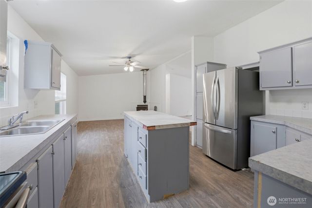 15511 Bay Ridge Drive NW, Poulsbo, WA 98370