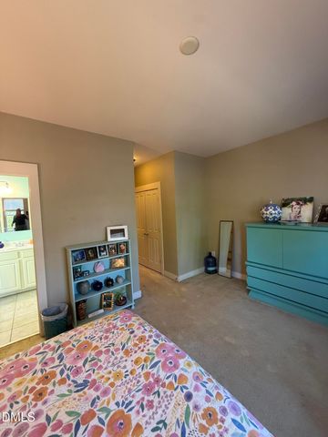 26 Danbury Court, Pittsboro, NC 27312