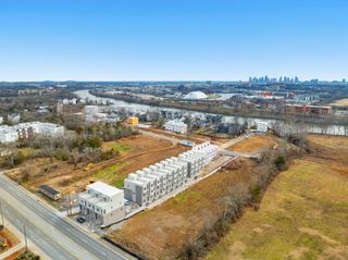 1016 W Trinity Ln Apt 18, Nashville, TN 37218