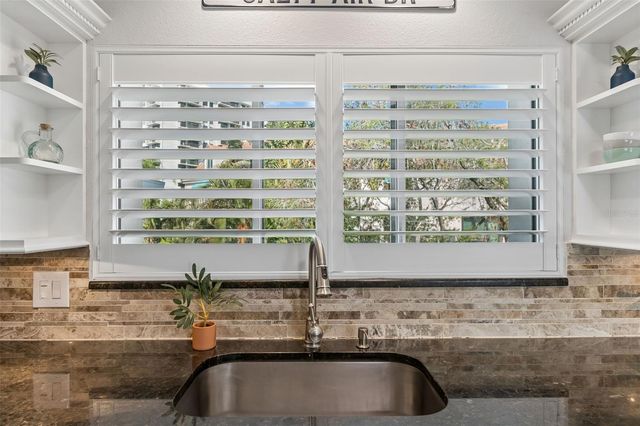 311 ISLAND WAY 203, Clearwater Beach, FL 33767