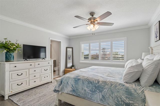 311 ISLAND WAY 203, Clearwater Beach, FL 33767