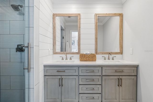 311 ISLAND WAY 203, Clearwater Beach, FL 33767