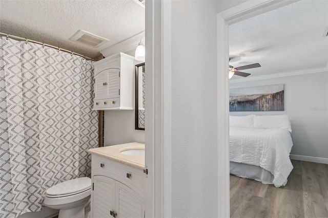 311 ISLAND WAY 203, Clearwater Beach, FL 33767